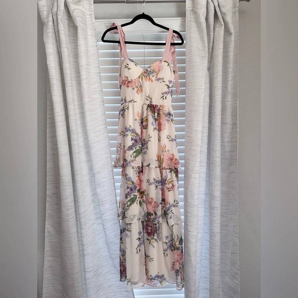 Blush Horizon Tiered Bustier Maxi Dress medium neutral floral - Picture 6 of 12